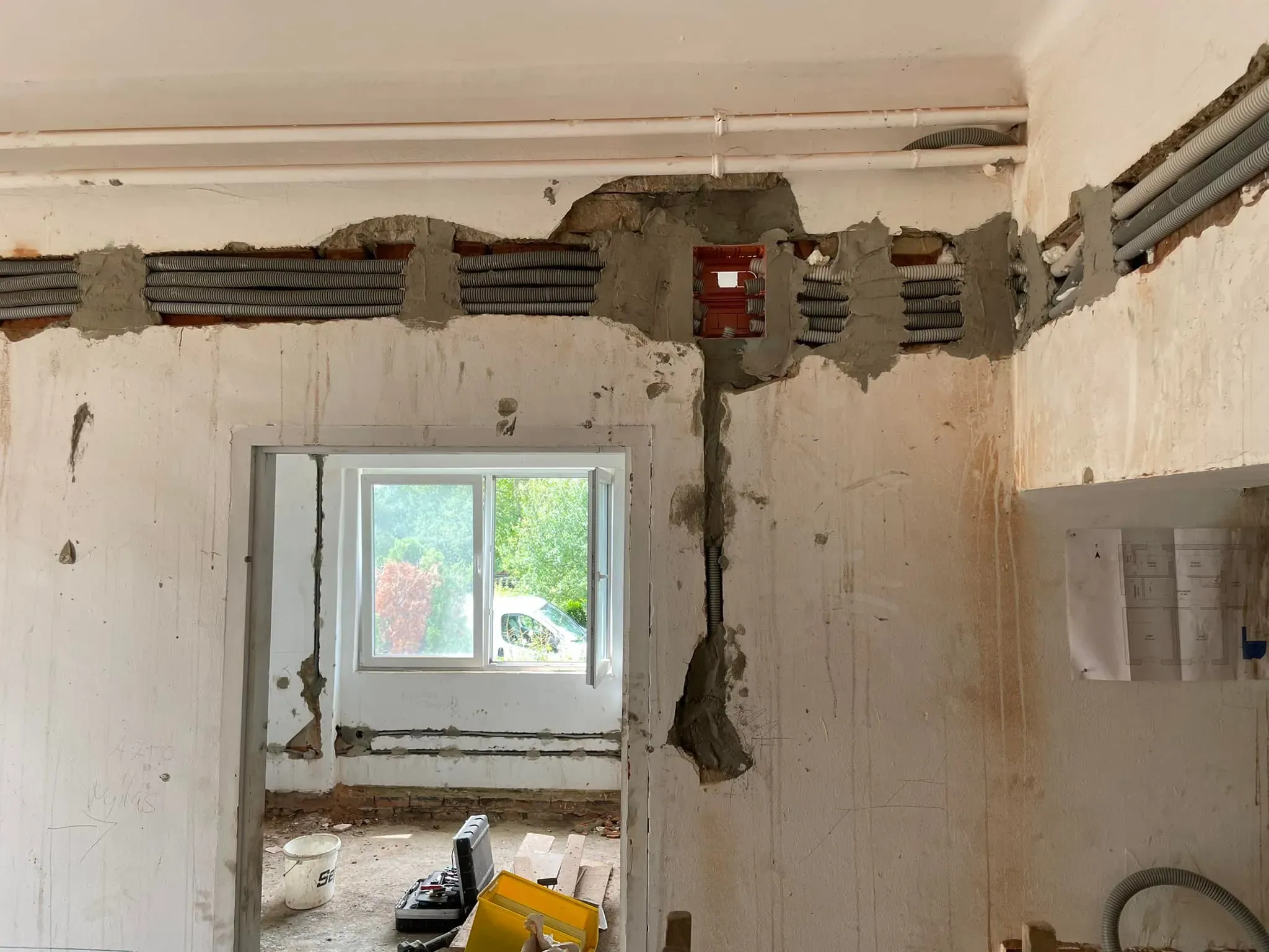 Villanyszerelési munka 10