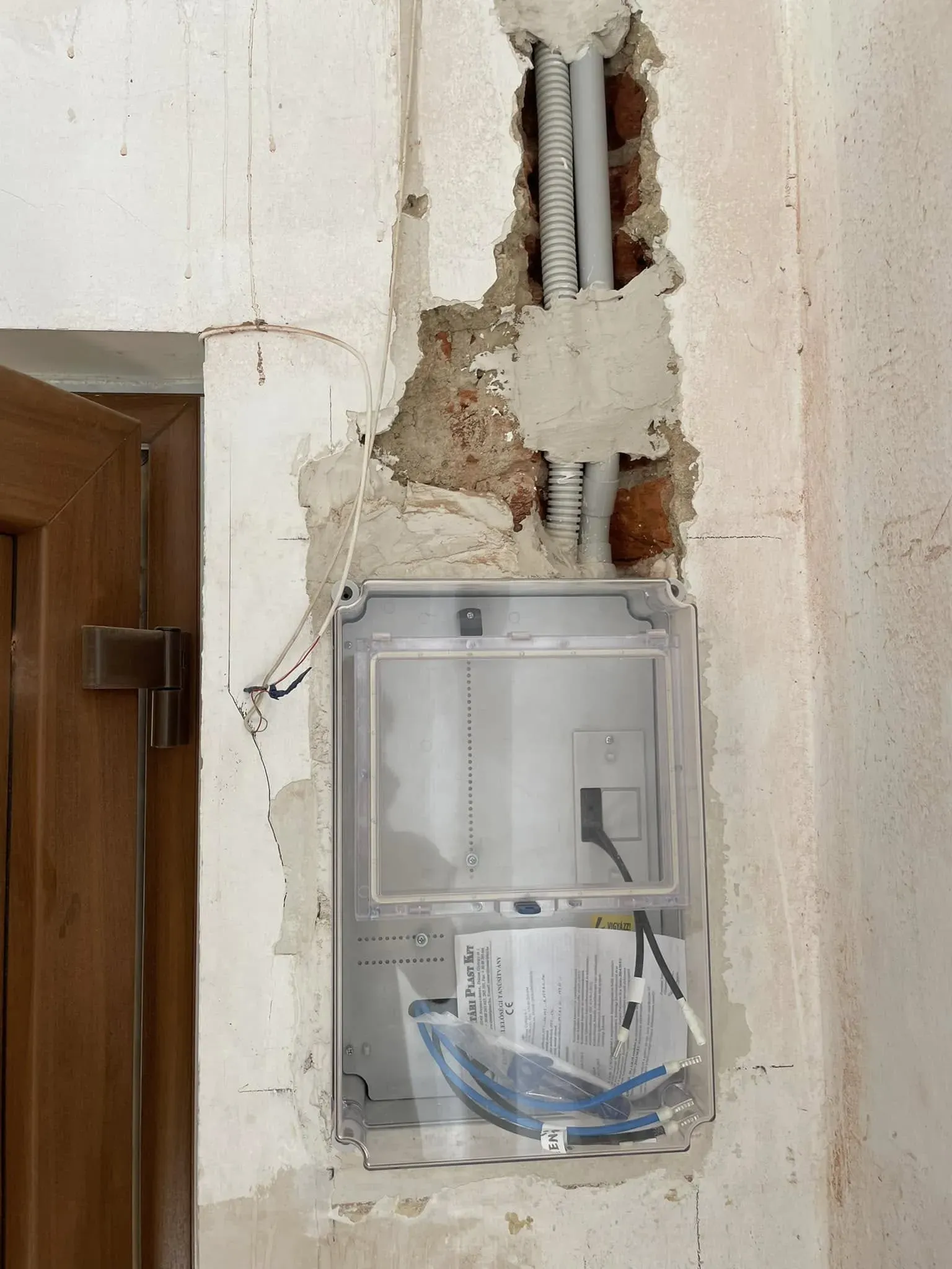 Villanyszerelési munka 101