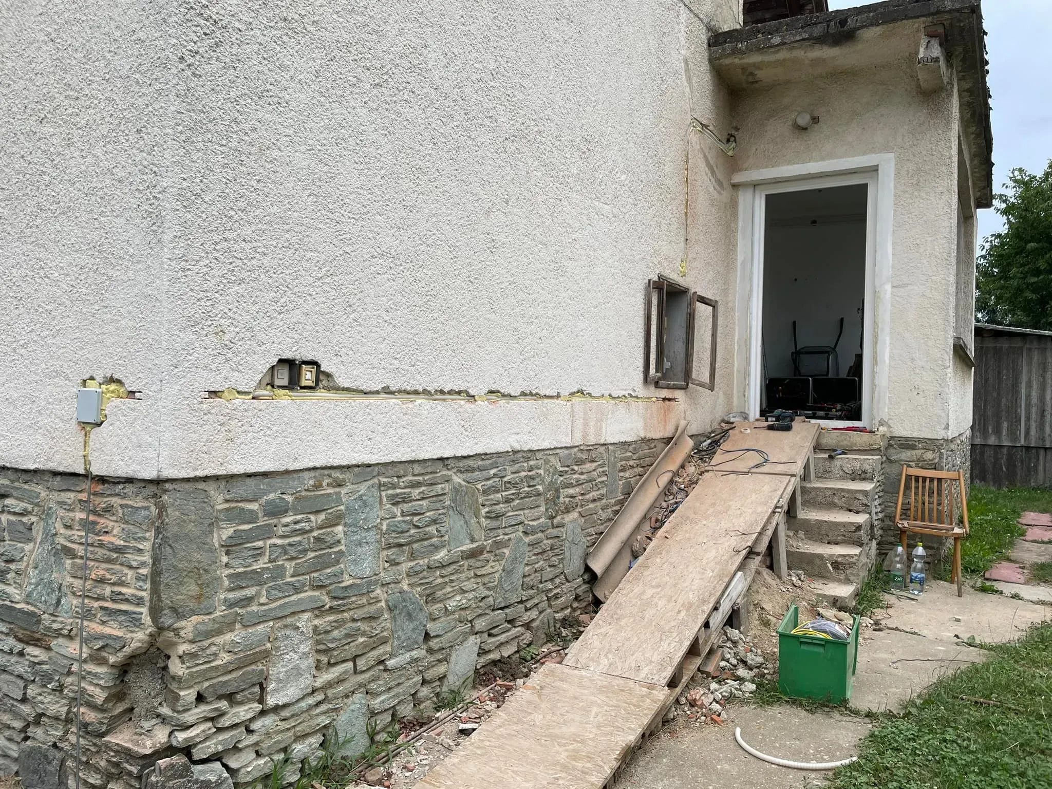 Villanyszerelési munka 17