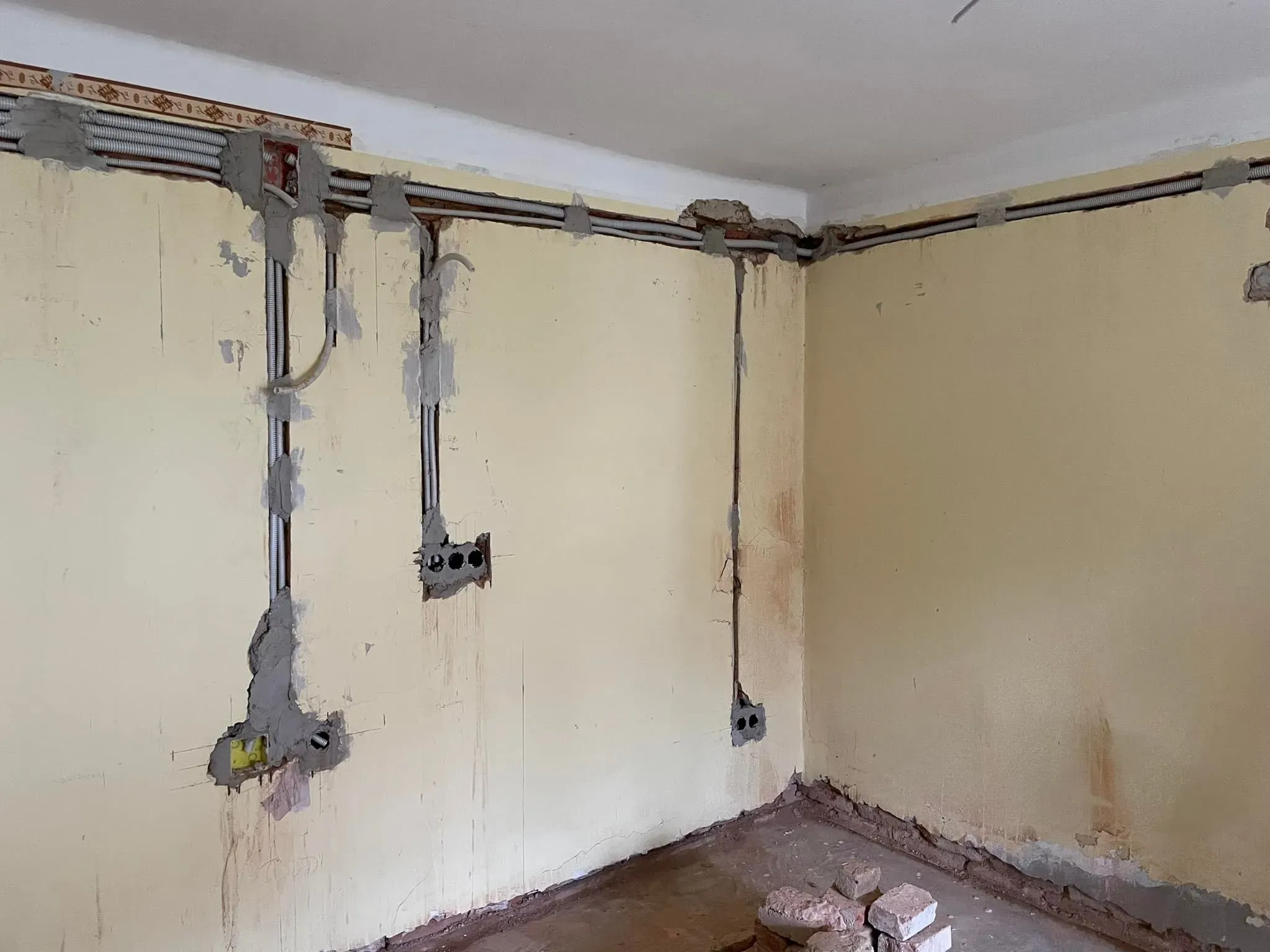 Villanyszerelési munka 31