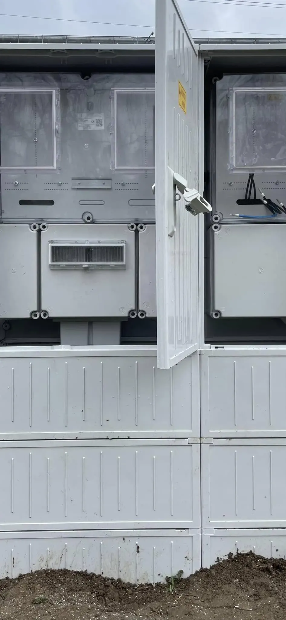 Villanyszerelési munka 48