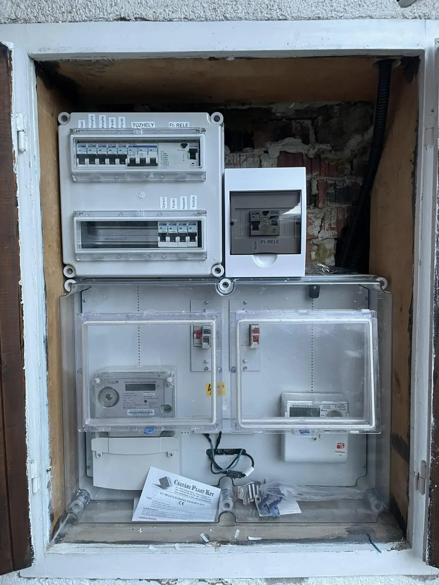 Villanyszerelési munka 53