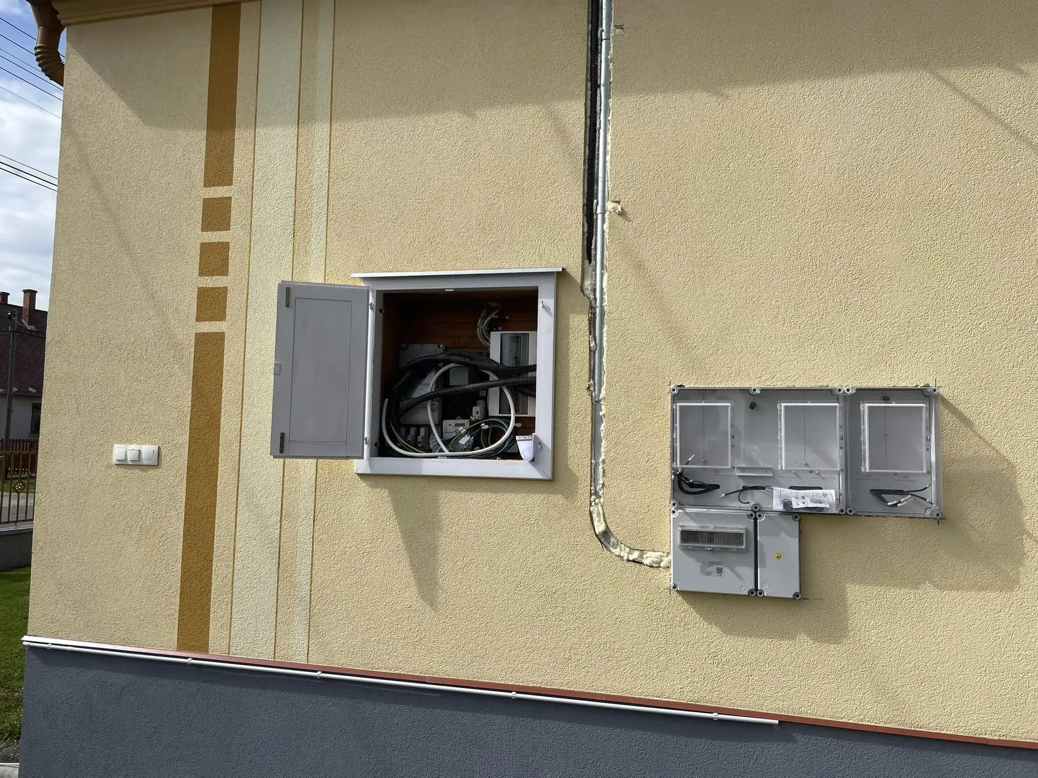 Villanyszerelési munka 69